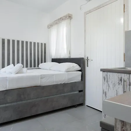 Fourni In Driopis Lägenhet *