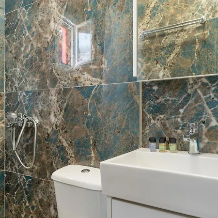 Fourni In Driopis Dhriopís