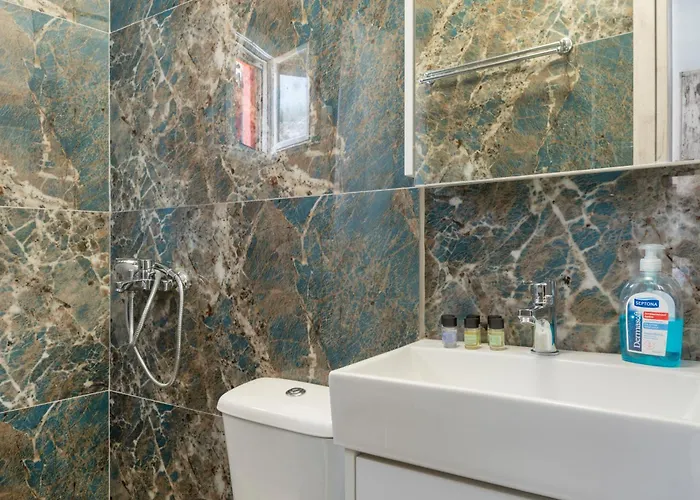 Fourni In Driopis Δρυόπη